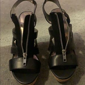 Never Worn Carlos Santana Black Opened Toed Wedges